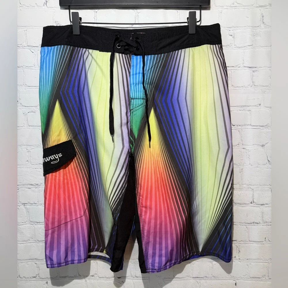 Castaways ISLANDHAZE size large multicolored board shorts